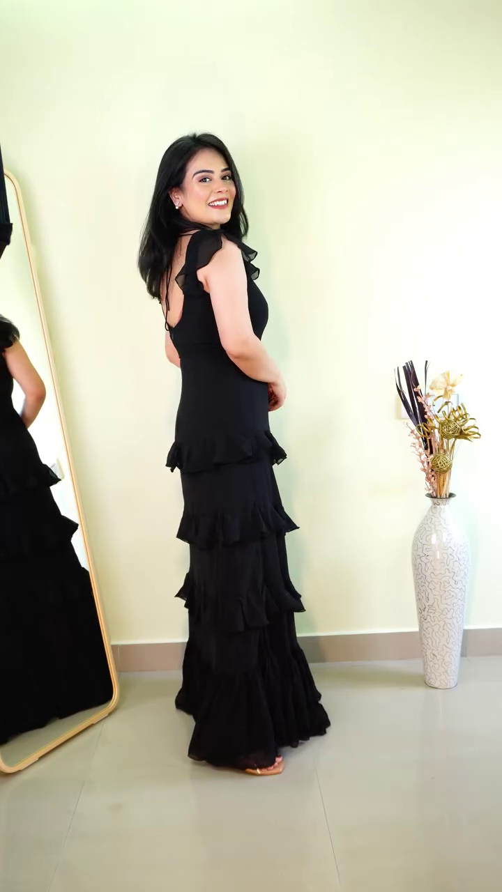 Elegant Black Ruffle Maxi Evening Dress