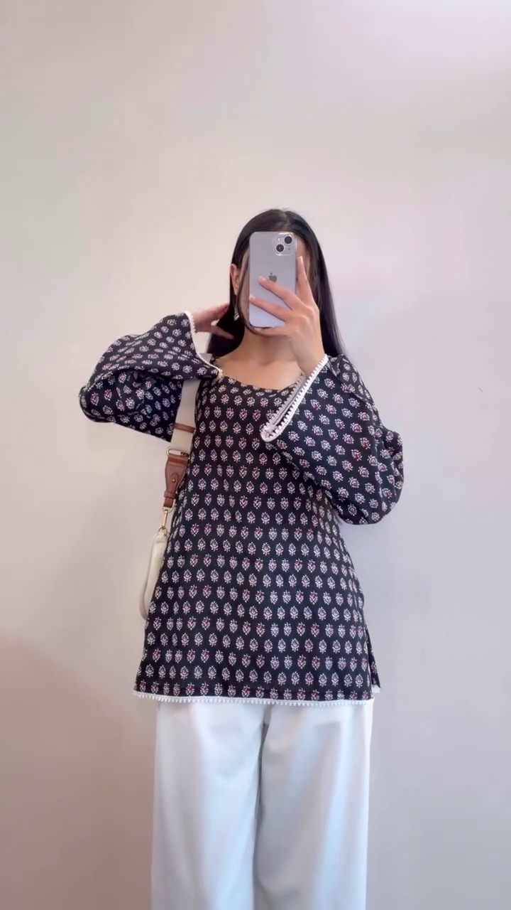 Pink Floral Printed Kurti