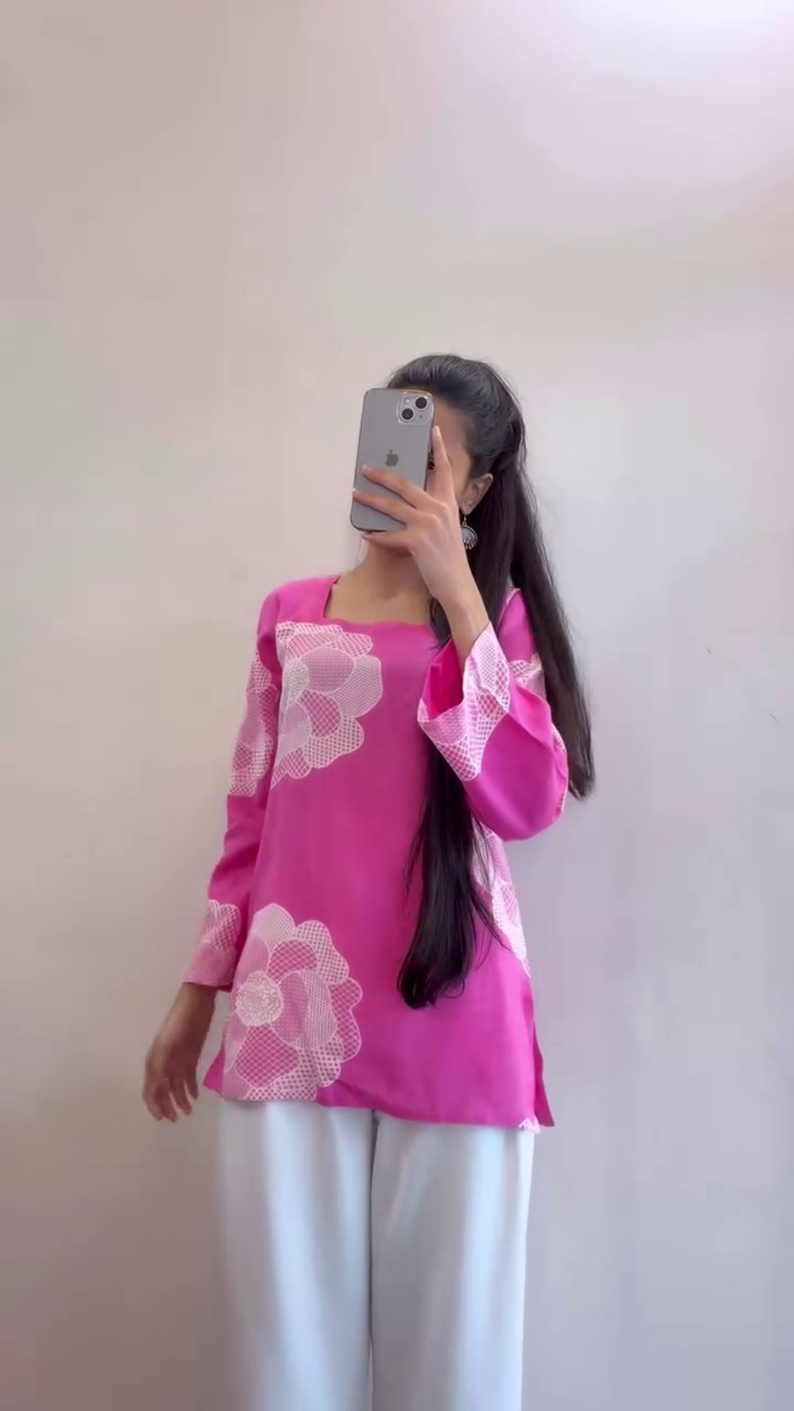 Pink Floral Printed Kurti