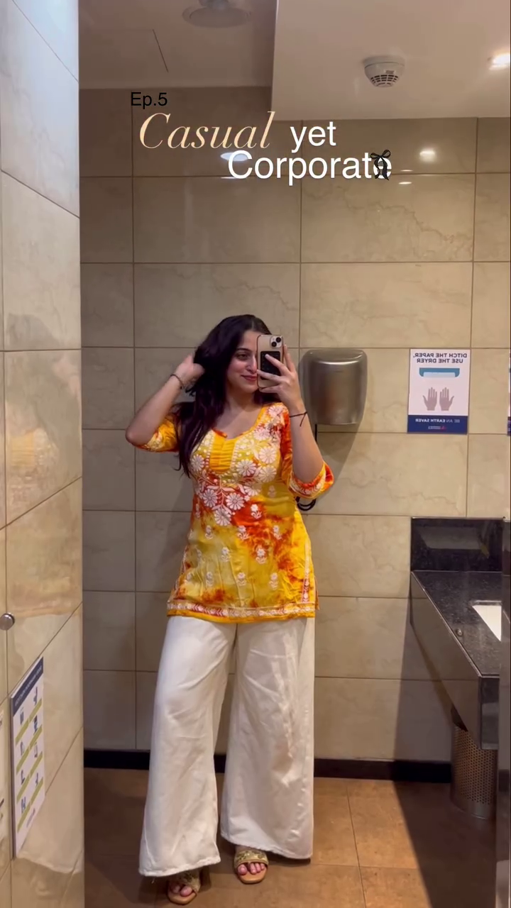 Red Floral Smart Casual Top with Wide-Leg Denim