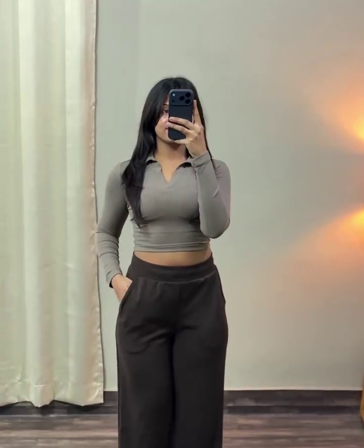 Cocoa Sleek Highneck Top