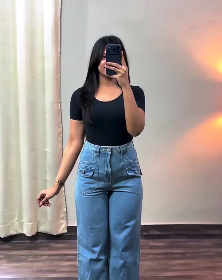 Cocoa Sleek Highneck Top