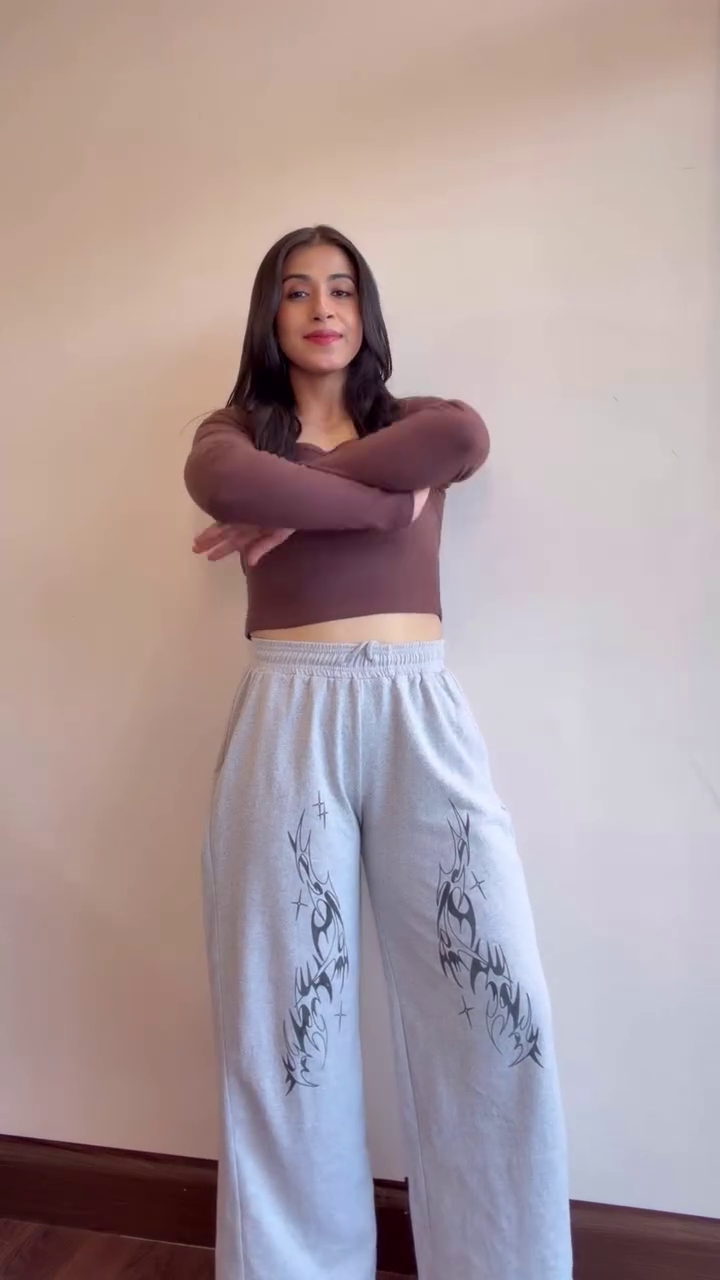 Sporty Chic Lounge Fit