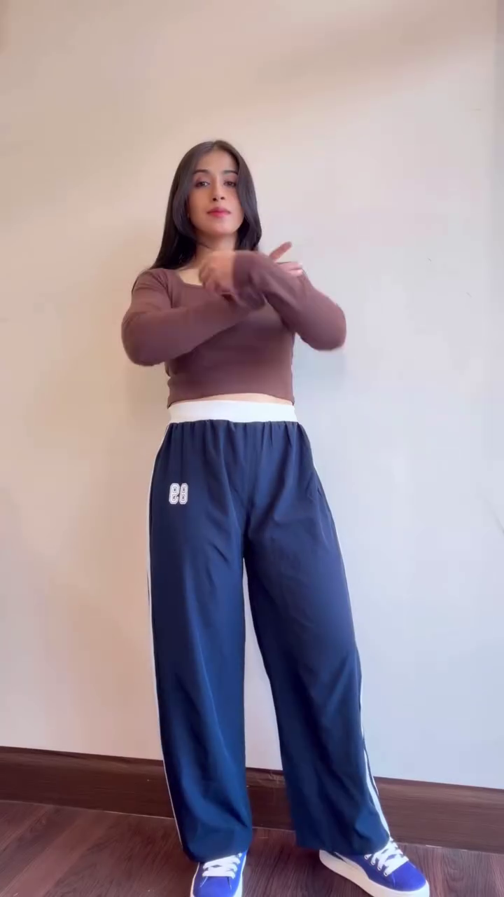 Sporty Chic Lounge Fit