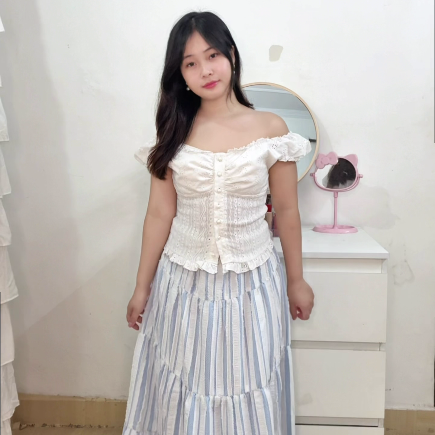 White & Pink Summer Charm