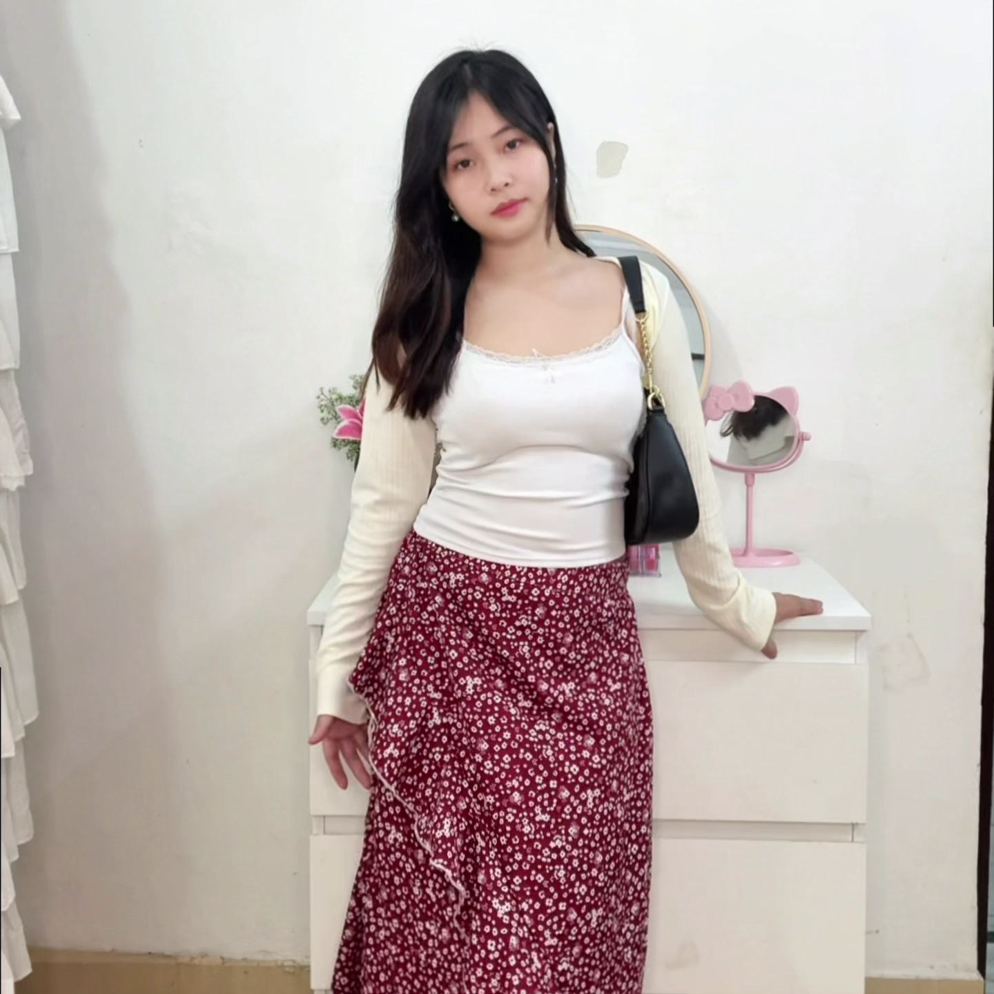 White & Pink Summer Charm