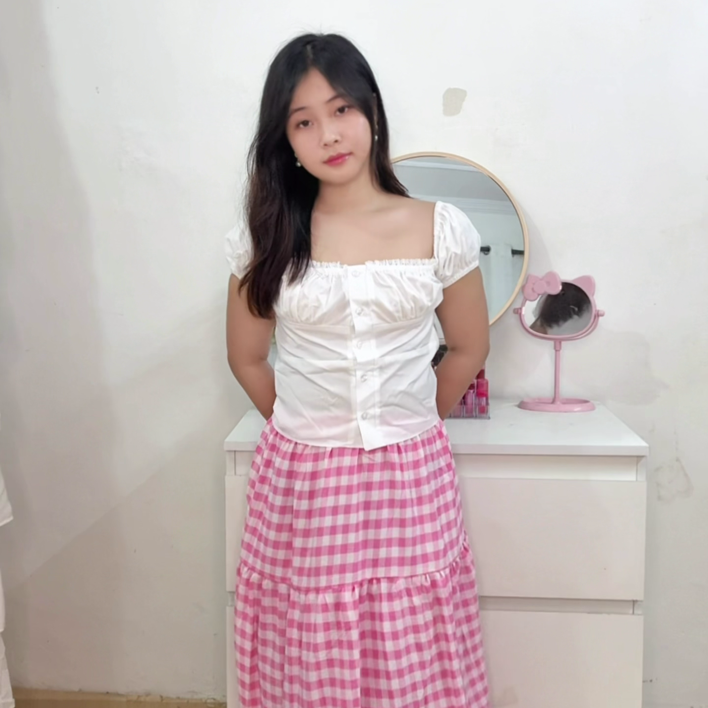 White & Pink Summer Charm