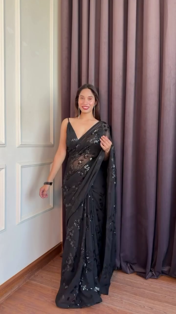 1005 (1) Black Sequin Saree