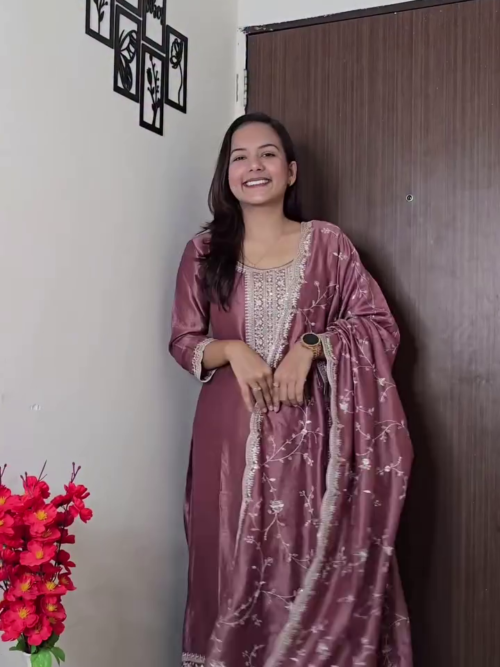Dusty Rose Embroidered Kurta Set