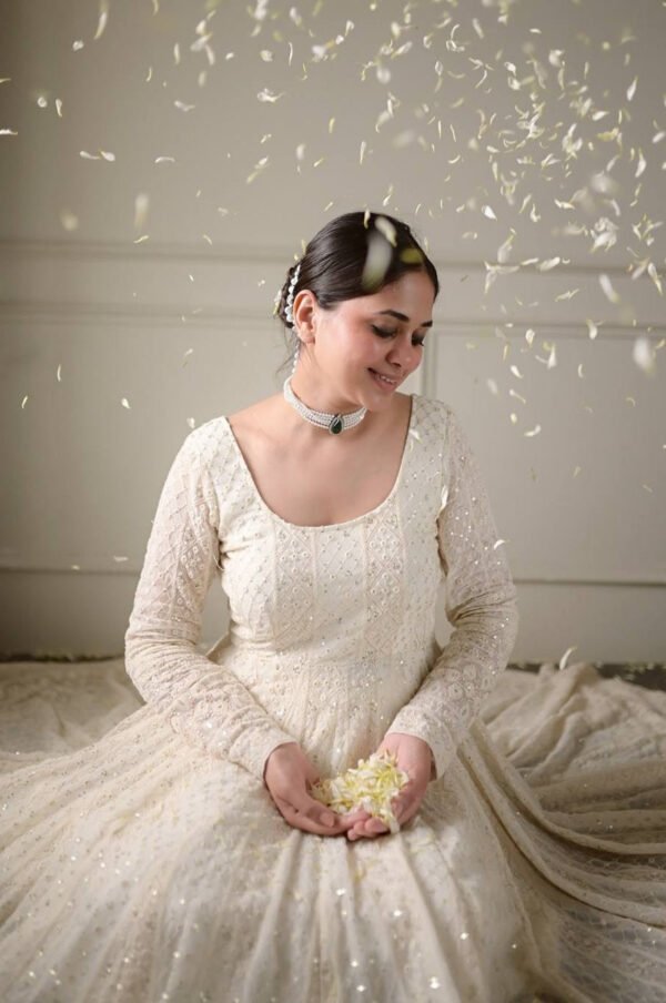 6116_3.jpg Off White Lucknowi Special Readymade Anarkali Suit Set