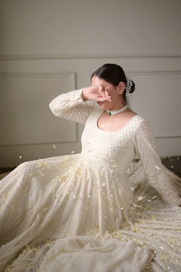 6116_4.jpg Off White Lucknowi Special Readymade Anarkali Suit Set