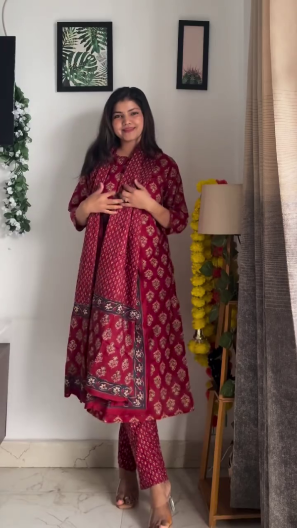 Maroon Printed Kurta Set