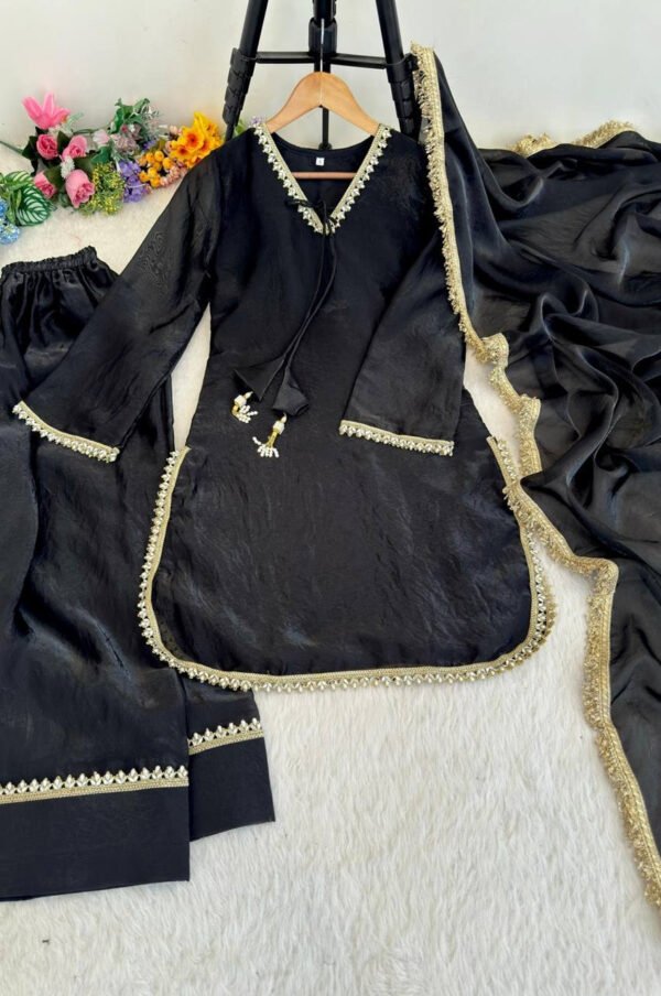 DN-563_2.jpg Black Farsi Style Salwar Suit