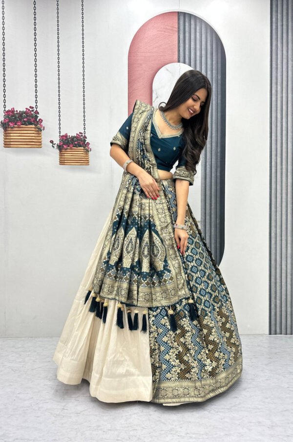 Pc-560_3_feafad14-13ab-4c90-a479-bce1e09045e6.jpg Rama Green Lehenga Saree Set – Royal Elegance with Modern Flair