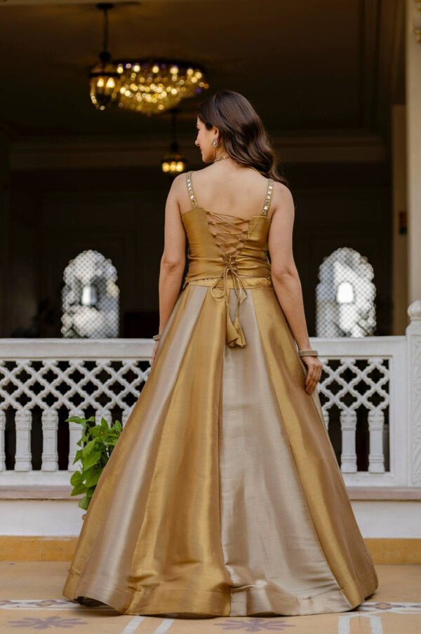 RR-40GOLD_4.jpg Royal Banarasi Lehenga – Timeless Elegance for Your Grand Celebrations