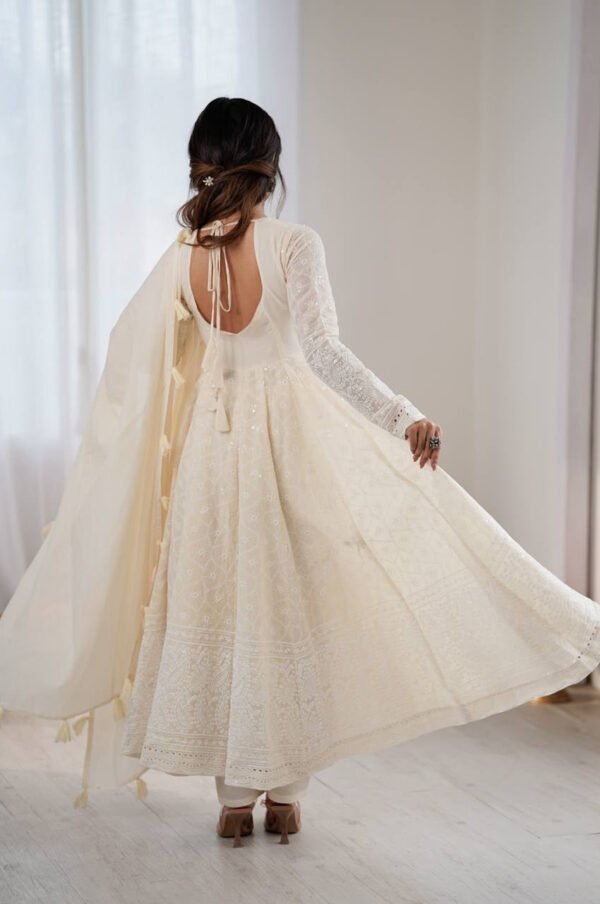 SRK-5332WHITE_2.jpg Off White Lucknowi Anarkali Suit Set