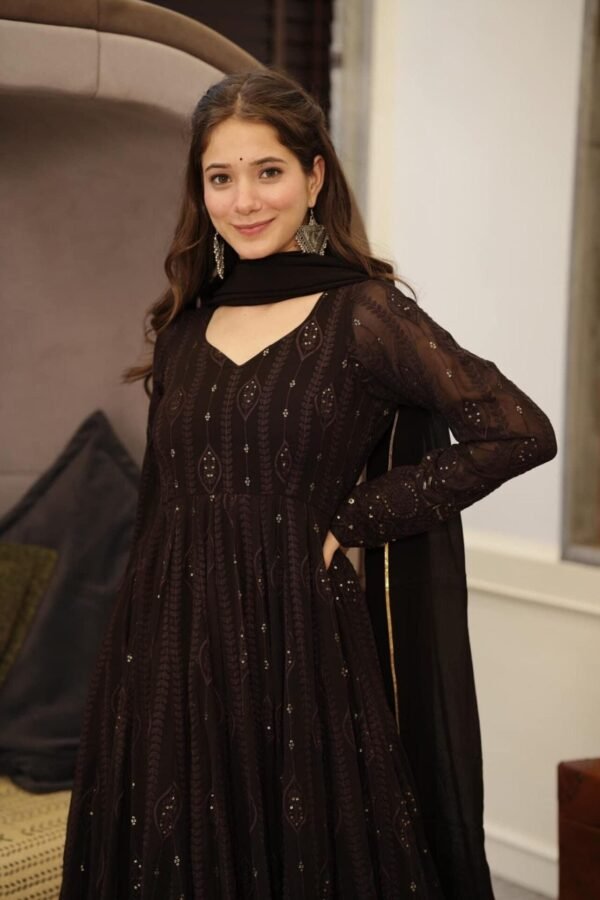 STD-101BLACK_2.jpg Elegant Black Embroidered Georgette Suit Set with Dupatta