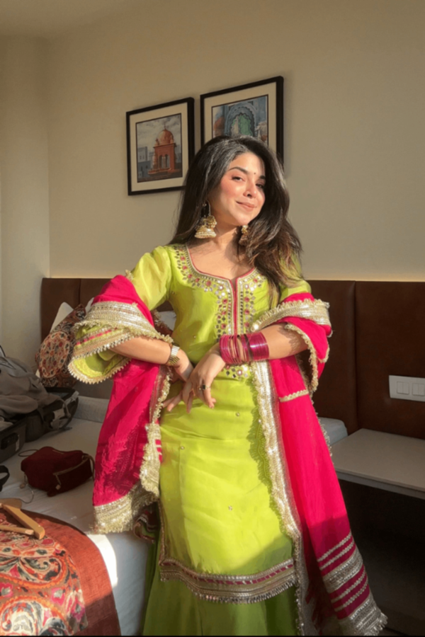 nehaneon_1.png Neha Bhandari Neon Faux Blooming Sharara Set