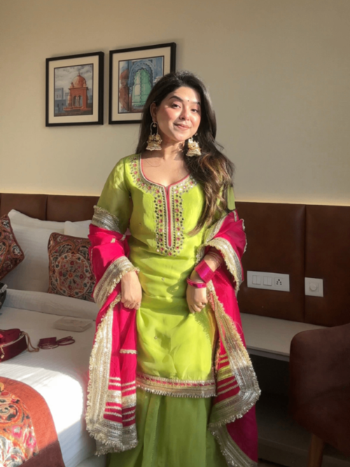 nehaneon_2.png Neha Bhandari Neon Faux Blooming Sharara Set