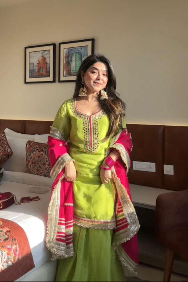 nehaneon_2.png Neha Bhandari Neon Faux Blooming Sharara Set