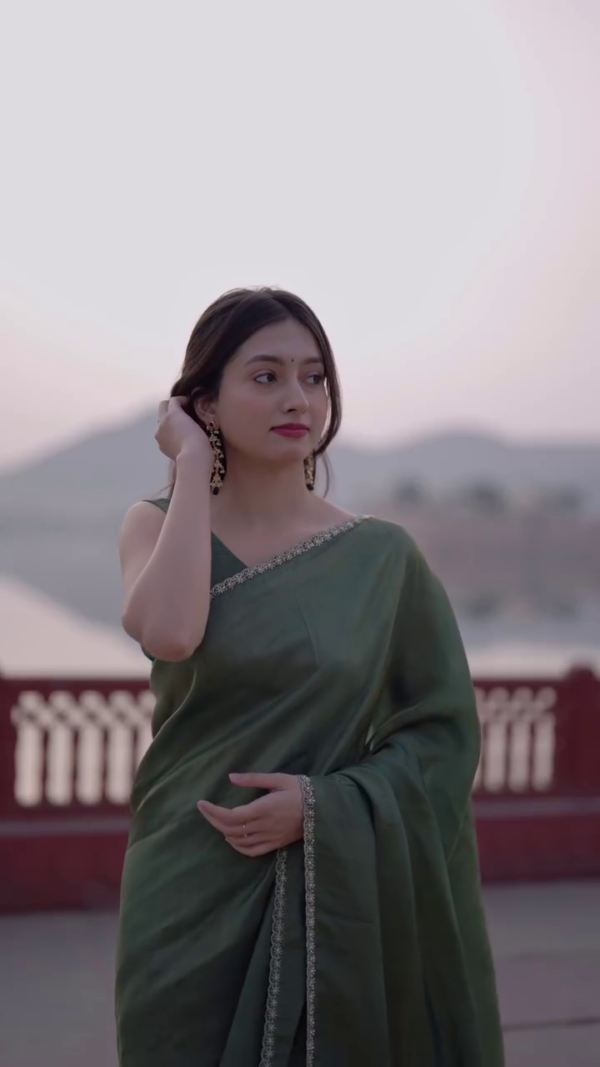 2917 (5) Olive Green Silk Saree
