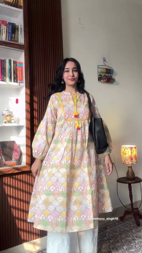 3043 (2) Maroon Printed Casual Kurta