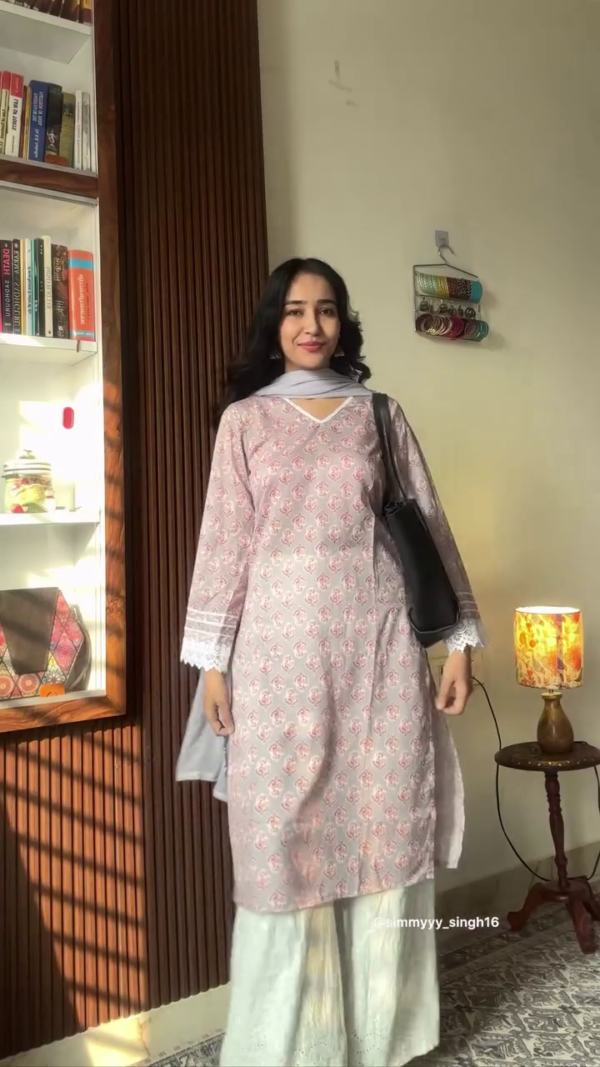 3043 (4) Maroon Printed Casual Kurta
