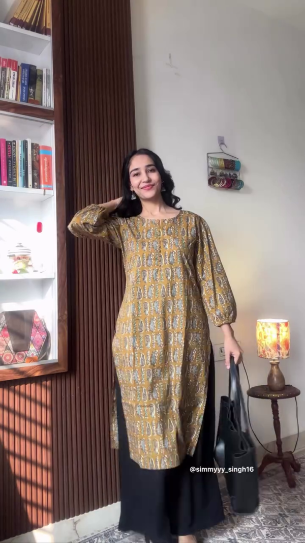 3043 (5) Maroon Printed Casual Kurta